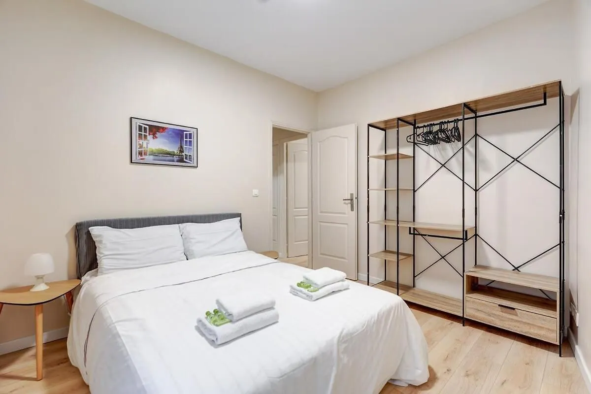 Apartment 108-cozy In Republique